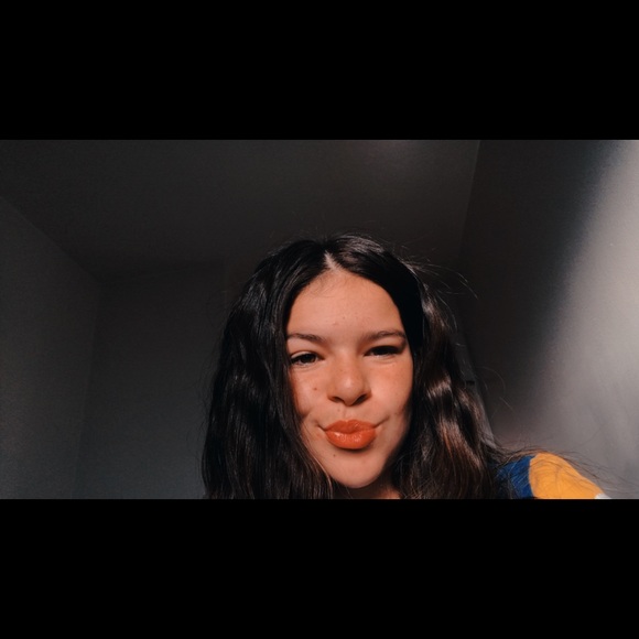 Meet your Posher, Dakota - Picture 1 of 1